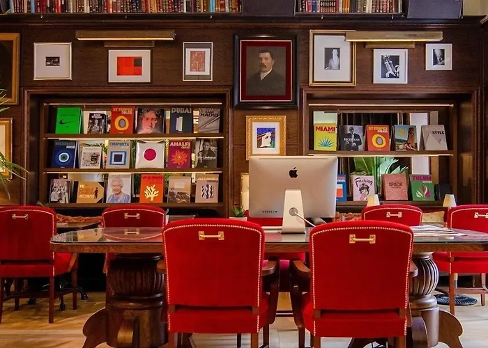 Browns BoutiqueBoutique Hotel